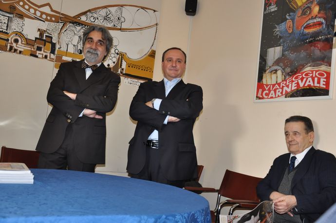 Ingrandisci la foto